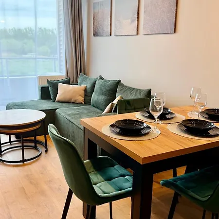 Appartamento Szmaragdowy Prestige 150 M Od Plazy Z Basenem Sianozety