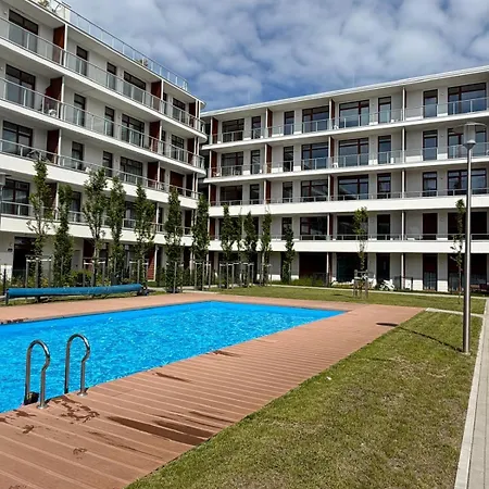 Szmaragdowy Prestige 150 M Od Plazy Z Basenem Sianozety